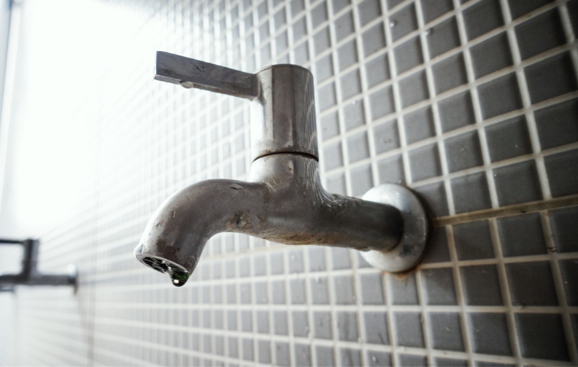 dripping faucet al bourgeois